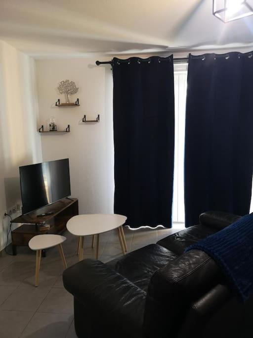 Ferienwohnung T2 Avec Jardin Proche Aeroport, Airbus, Meet Daux Exterior foto