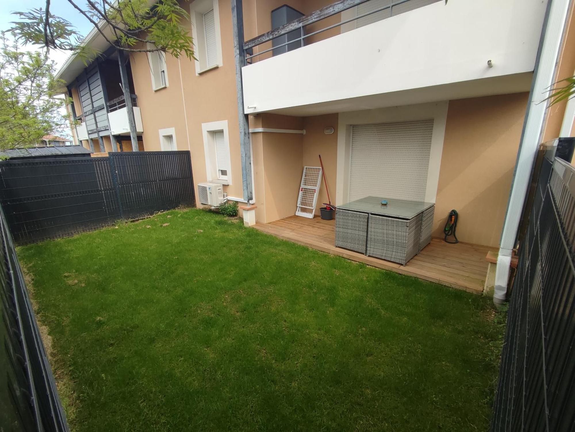 Ferienwohnung T2 Avec Jardin Proche Aeroport, Airbus, Meet Daux Exterior foto